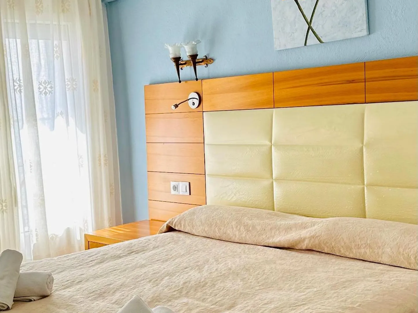 ** فندق New Roser L' Escala إسبانيا
